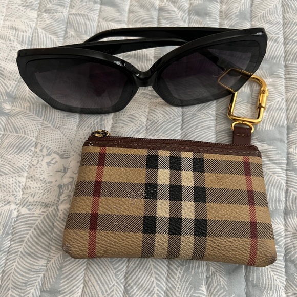 VINTAGE BURBERRY Unisex Coin/Key case. Nova check pattern - Picture 14 of 16